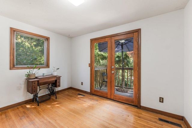 7327 S Cedar Rd, Spokane, WA 99224