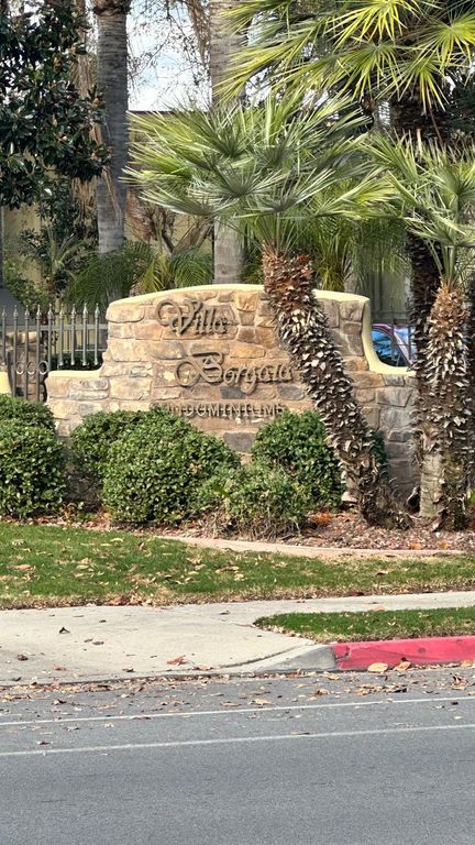 Image 34 of property listing at 2881 Huntington Boulevard # 235, Fresno, CA 93721