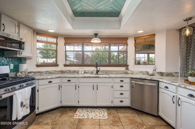 993 Valle Hermosa, Las Cruces, NM 88005