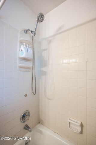 993 Valle Hermosa, Las Cruces, NM 88005