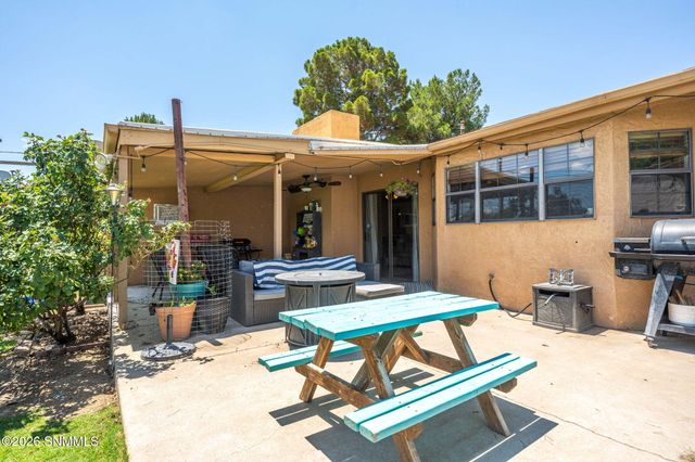 993 Valle Hermosa, Las Cruces, NM 88005