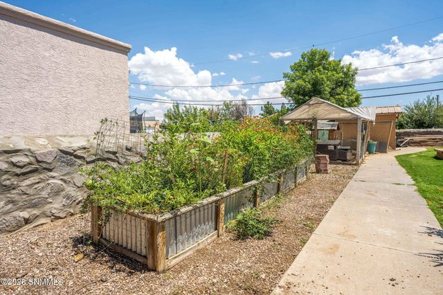 993 Valle Hermosa, Las Cruces, NM 88005
