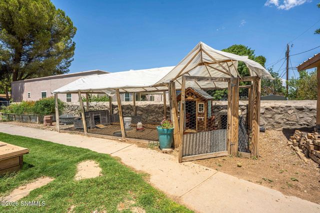 993 Valle Hermosa, Las Cruces, NM 88005
