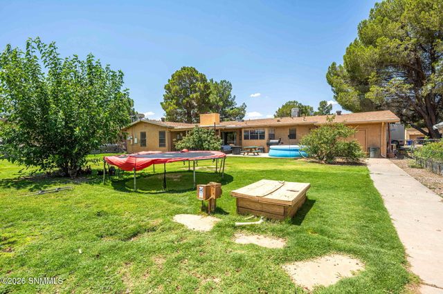 993 Valle Hermosa, Las Cruces, NM 88005