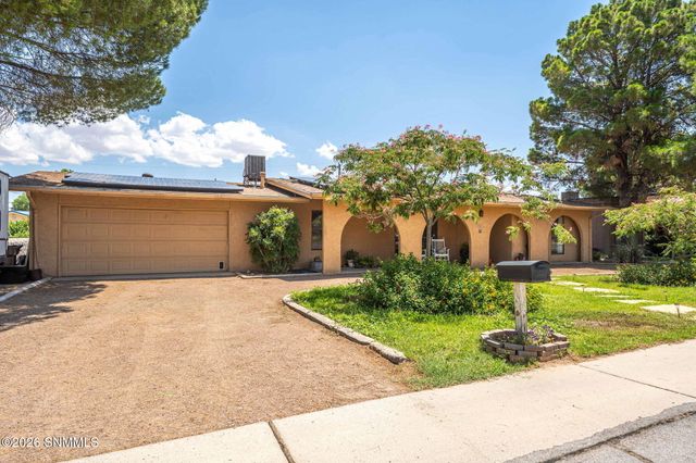 993 Valle Hermosa, Las Cruces, NM 88005