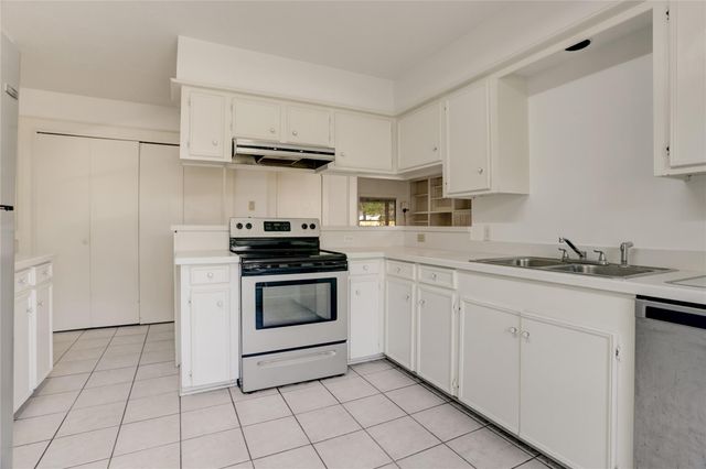 2614 Cedar Lane, Rosenberg, TX 77471