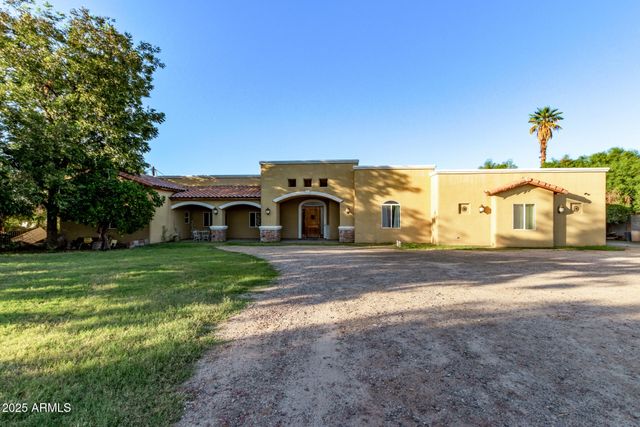 216 W Fremont Road, Phoenix, AZ 85041