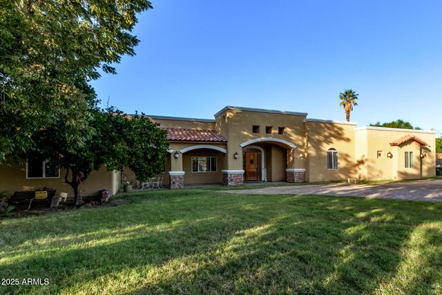 216 W Fremont Road, Phoenix, AZ 85041