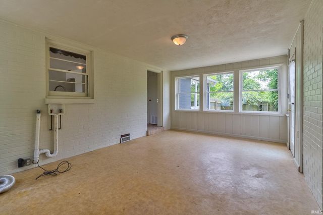 3524 Kratzville Road, Evansville, IN 47710