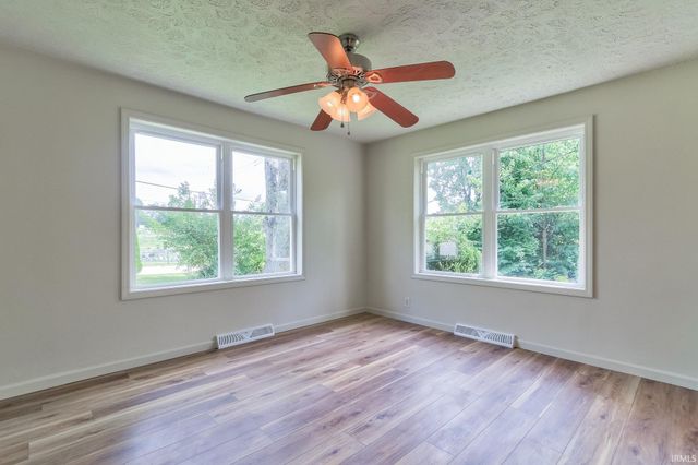 3524 Kratzville Road, Evansville, IN 47710