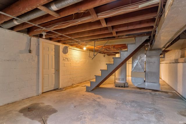 3524 Kratzville Road, Evansville, IN 47710
