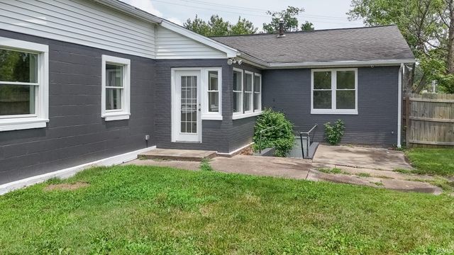 3524 Kratzville Road, Evansville, IN 47710