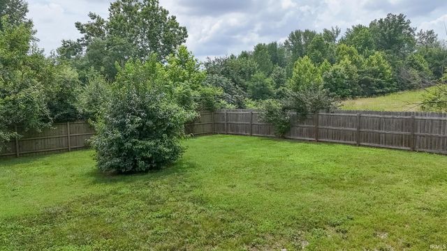 3524 Kratzville Road, Evansville, IN 47710