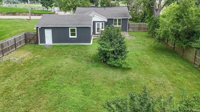 3524 Kratzville Road, Evansville, IN 47710