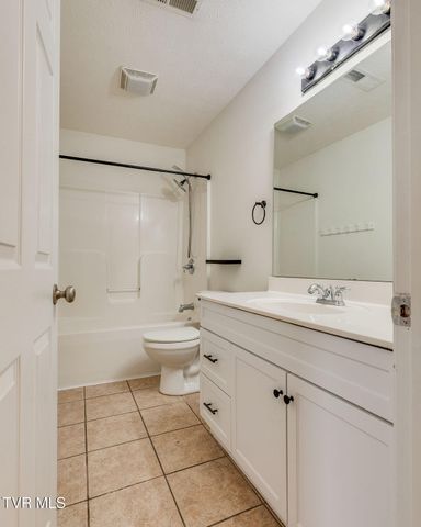 508 Pilgrim Court A, Johnson City, TN 37601