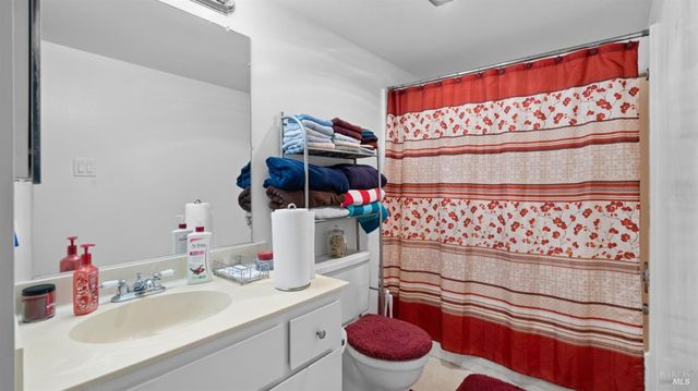 164 Kathy Ellen Dr, Vallejo, CA 94591