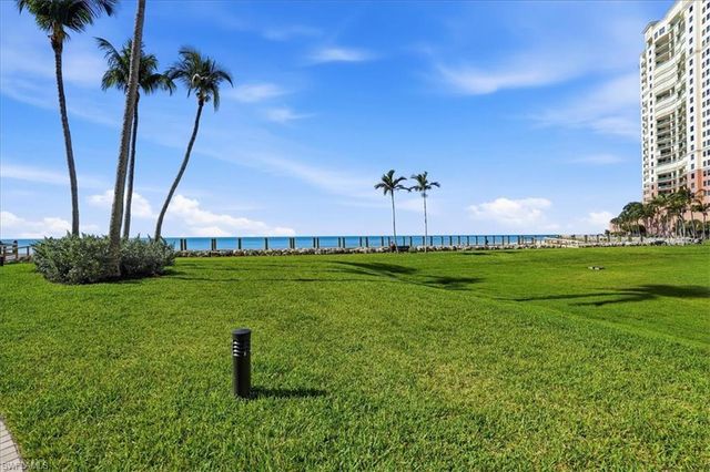 980 Cape Marco DR 706, Marco Island, FL 34145