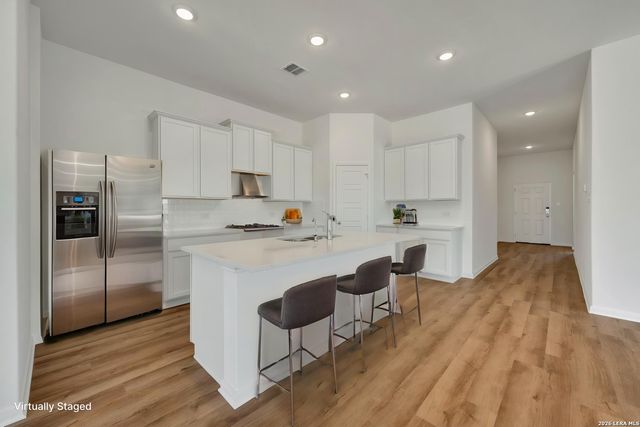 10206 Tynecastle Road, Converse, TX 78109