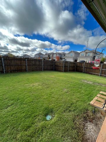 221 Compania DR, Liberty Hill, TX 78642