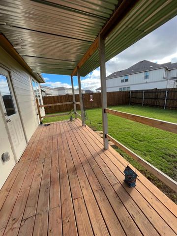 221 Compania DR, Liberty Hill, TX 78642