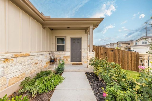 221 Compania DR, Liberty Hill, TX 78642