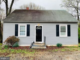 520 WYNE DR, Fredericksburg, VA 22405