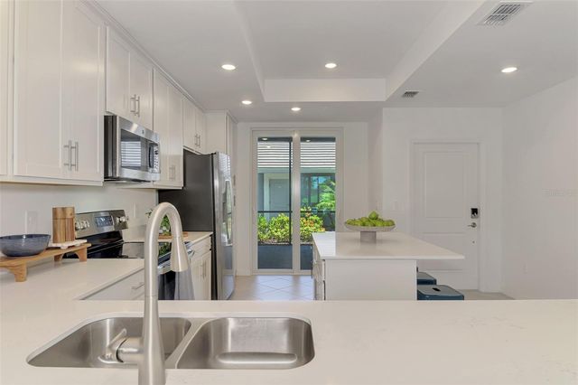 12520 GALAPAGOS COURT 102, Venice, FL 34293