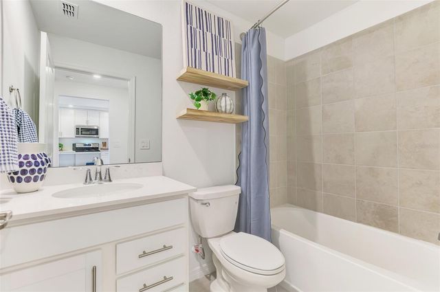 12520 GALAPAGOS COURT 102, Venice, FL 34293