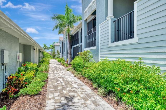 12520 GALAPAGOS COURT 102, Venice, FL 34293