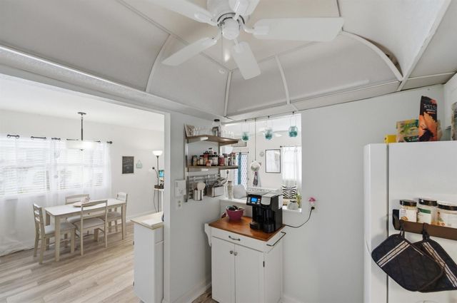 30 Waterford B, Delray Beach, FL 33446