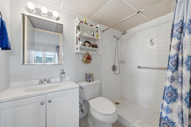 30 Waterford B, Delray Beach, FL 33446
