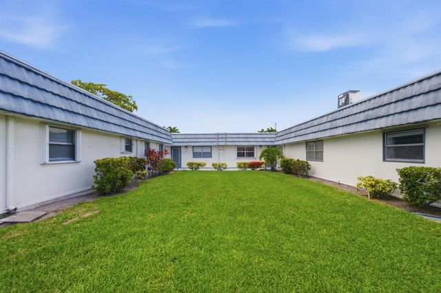 30 Waterford B, Delray Beach, FL 33446