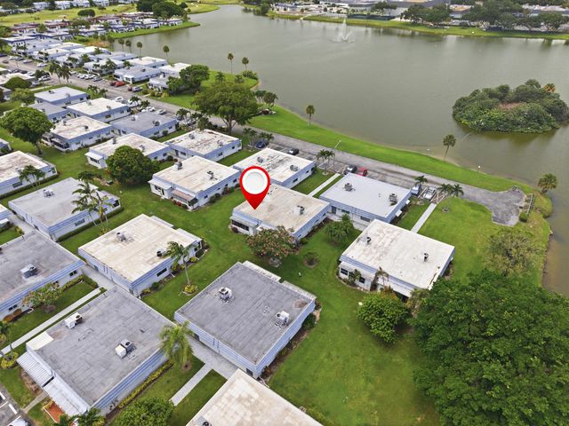 30 Waterford B, Delray Beach, FL 33446
