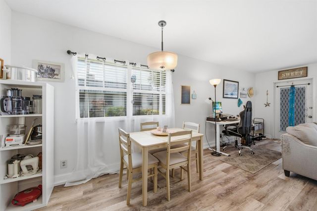 30 Waterford B, Delray Beach, FL 33446