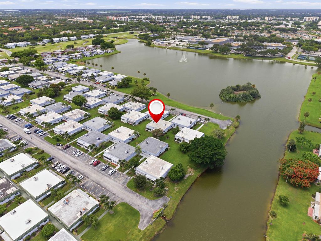 30 Waterford B, Delray Beach, FL 33446