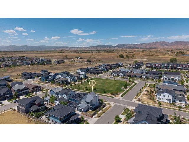 5687 Cottontail Dr, Longmont, CO 80503