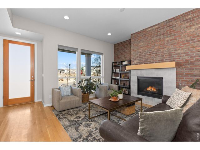 5687 Cottontail Dr, Longmont, CO 80503