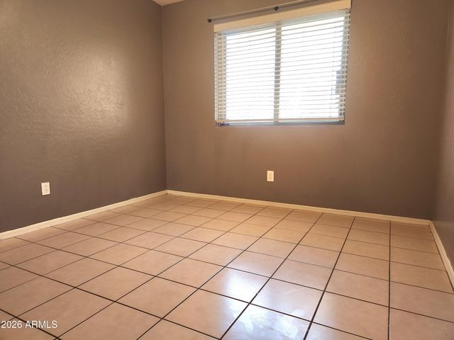 5511 S 15TH Way, Phoenix, AZ 85040