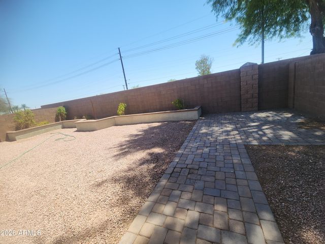 5511 S 15TH Way, Phoenix, AZ 85040