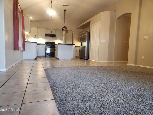 5511 S 15TH Way, Phoenix, AZ 85040