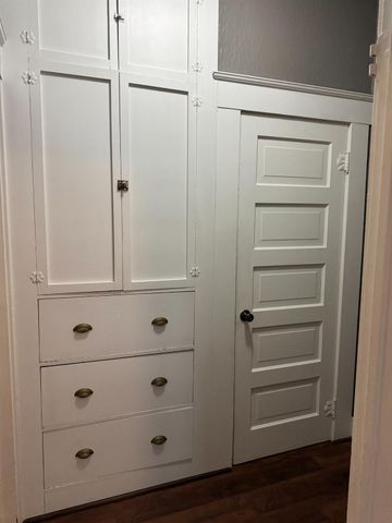 1261 N Glenn Avenue N, Fresno, CA 93728