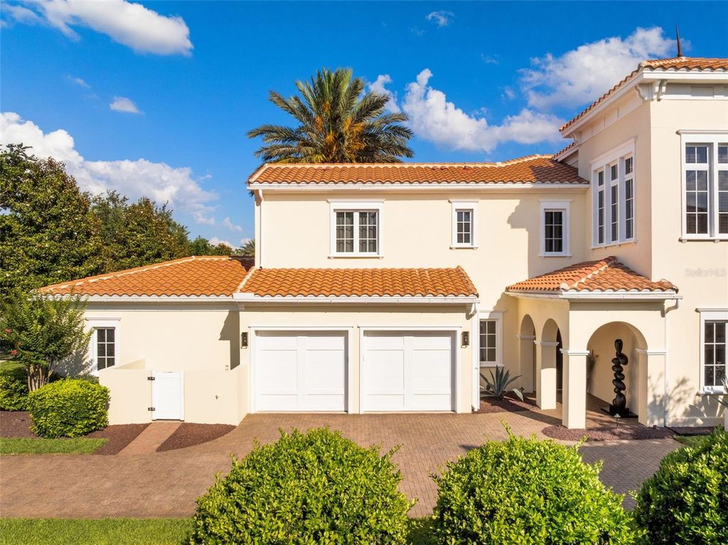 Image 3 of property listing at 10355 KENSINGTON SHORE DRIVE I-102, Orlando, FL 32827