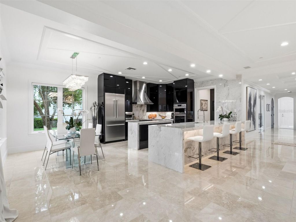 Image 29 of property listing at 10355 KENSINGTON SHORE DRIVE I-102, Orlando, FL 32827