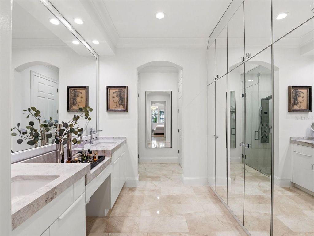 Image 46 of property listing at 10355 KENSINGTON SHORE DRIVE I-102, Orlando, FL 32827