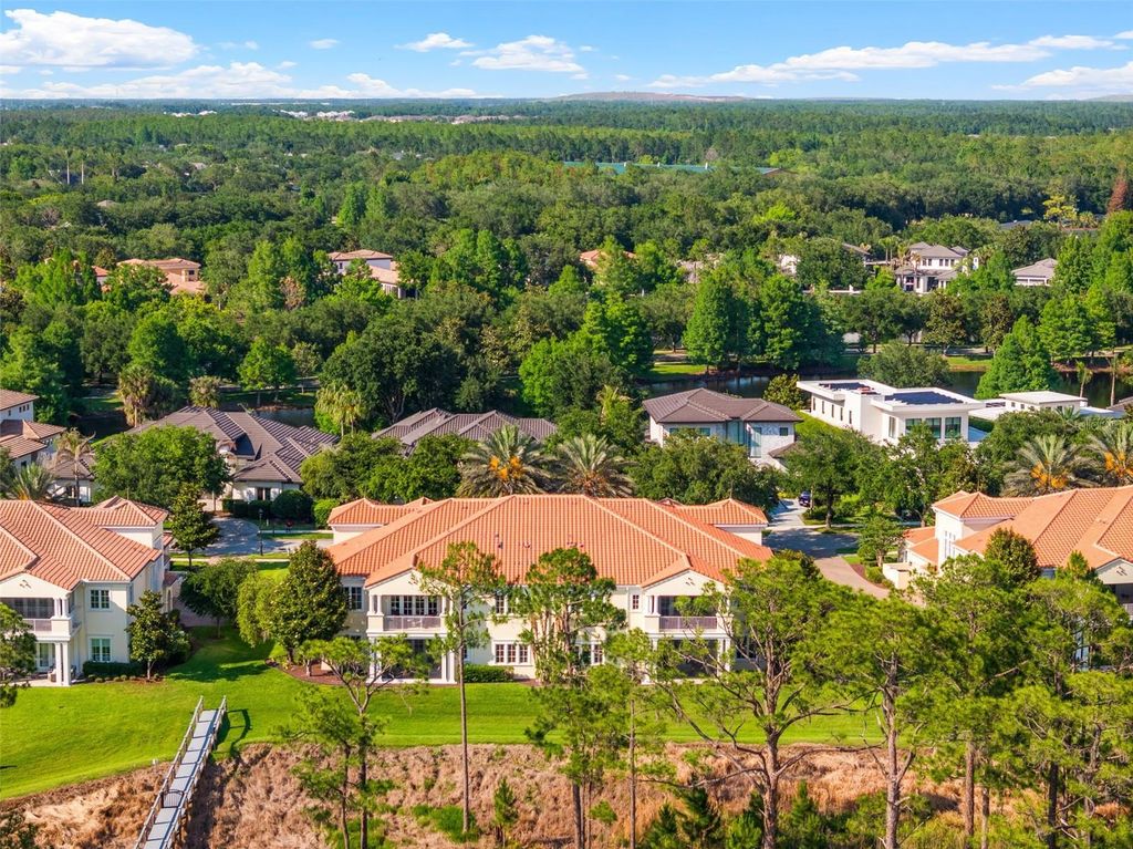 Image 70 of property listing at 10355 KENSINGTON SHORE DRIVE I-102, Orlando, FL 32827