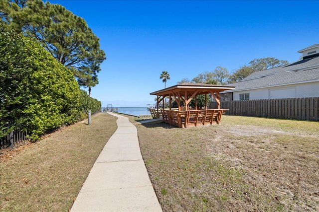 32 Heron Pointe Court, Miramar Beach, FL 32550