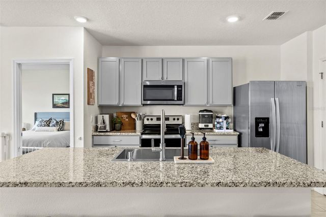 33607 HAMILTON HILL LANE, Wesley Chapel, FL 33545