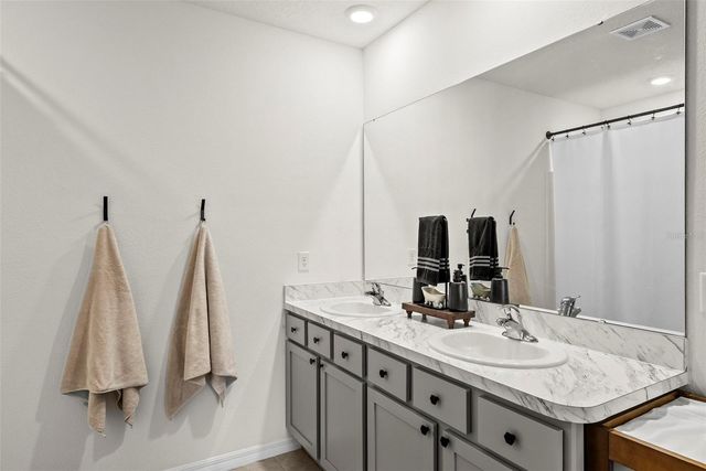 33607 HAMILTON HILL LANE, Wesley Chapel, FL 33545