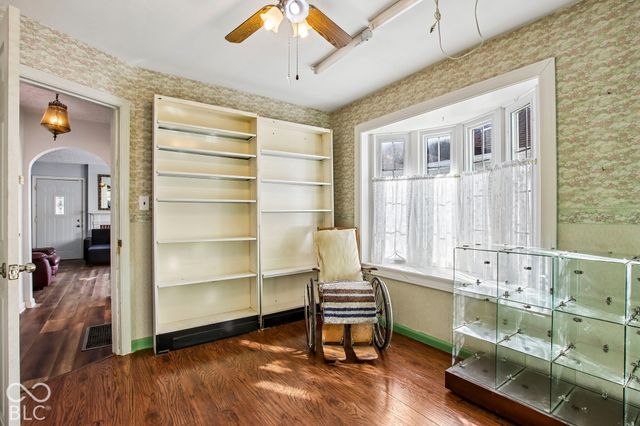 140 S 7th Avenue, Beech Grove, IN 46107