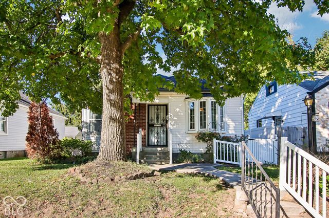 140 S 7th Avenue, Beech Grove, IN 46107